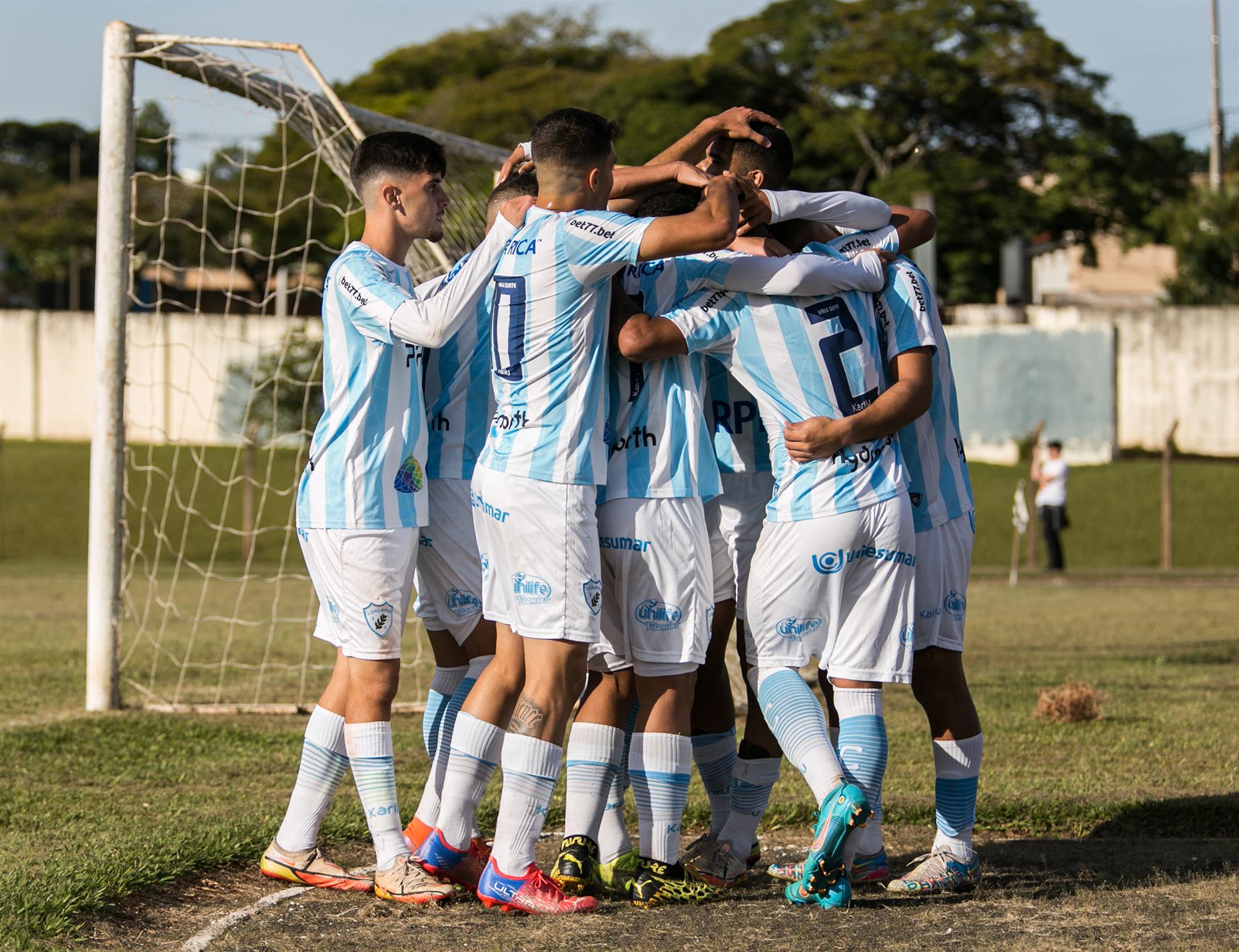 Tubarãozinho vence a Portuguesa Londrinense pelo Sub-20